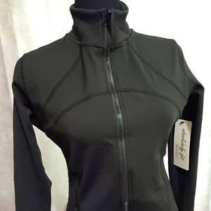 NWT Vogo Absolutely Fit Jacket